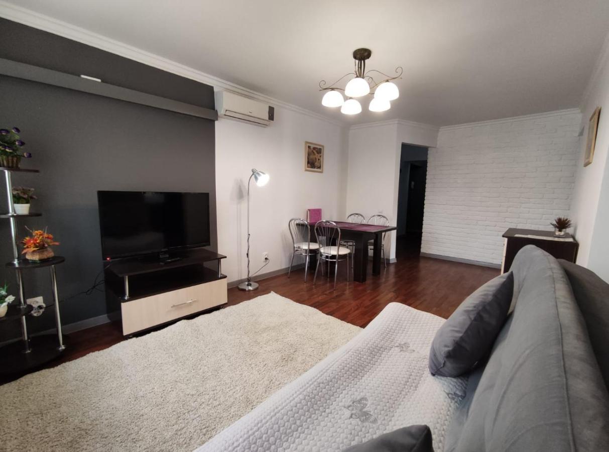 Nadezhda Apartments On The Nauryzbai Batyr 82 Αλμάτι Εξωτερικό φωτογραφία